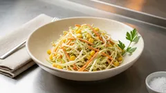 豆乳マヨでコクなのに後味さっぱり。キャベツとコーンの定番コールスロー