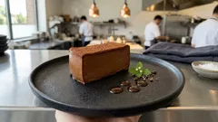 焼かずに混ぜて冷やすだけ:豆腐でなめらか「かぼちゃのテリーヌ・ショコラ」